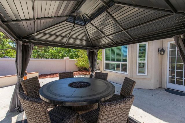 2353 Bay Hill Rd, Chula Vista, CA 91915