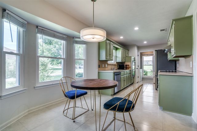 913 Lake Meadows Drive, Rockwall, TX 75087