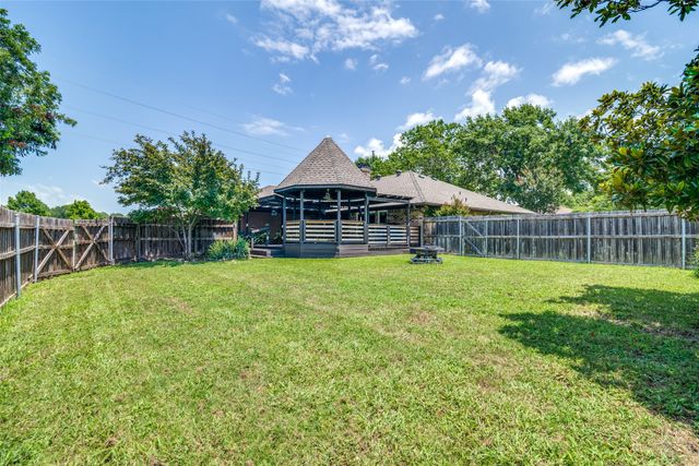 913 Lake Meadows Drive, Rockwall, TX 75087