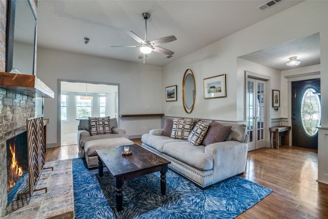 913 Lake Meadows Drive, Rockwall, TX 75087