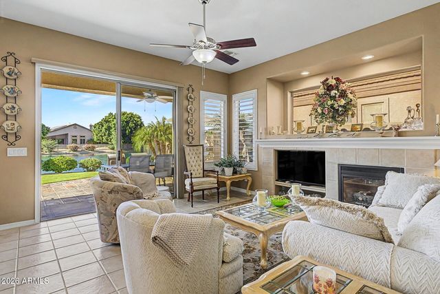 6962 W ROSE GARDEN Lane, Glendale, AZ 85308