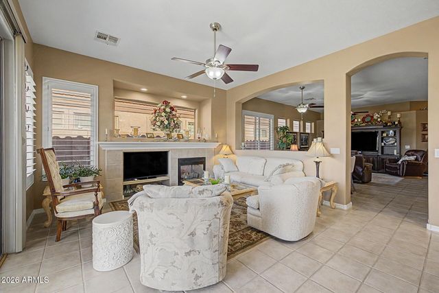 6962 W ROSE GARDEN Lane, Glendale, AZ 85308