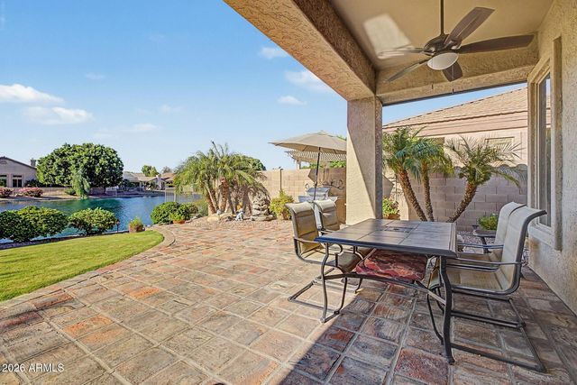 6962 W ROSE GARDEN Lane, Glendale, AZ 85308