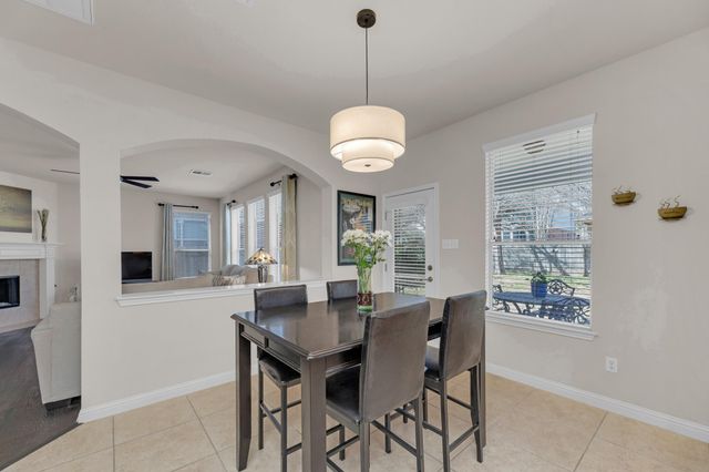 3734 Gentle Winds LN, Round Rock, TX 78681