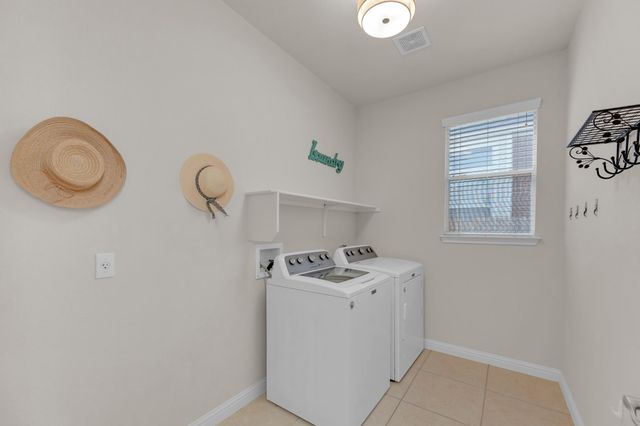 3734 Gentle Winds LN, Round Rock, TX 78681