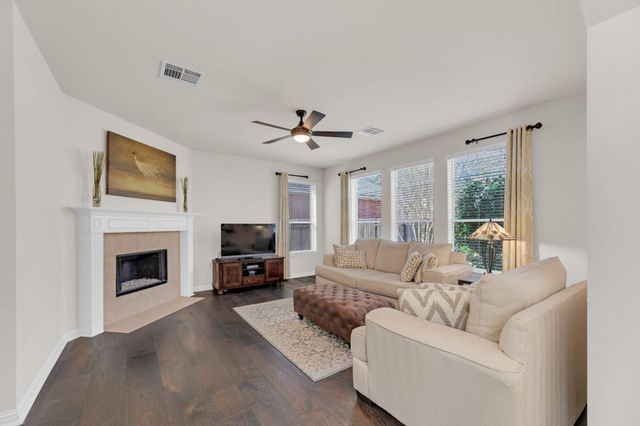 3734 Gentle Winds LN, Round Rock, TX 78681