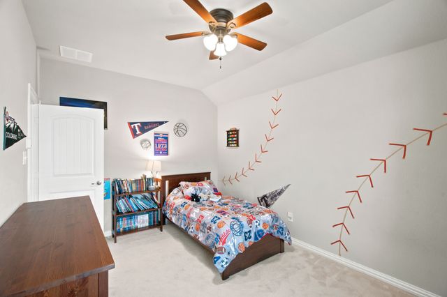 1605 Tanglewood Trail, Northlake, TX 76226