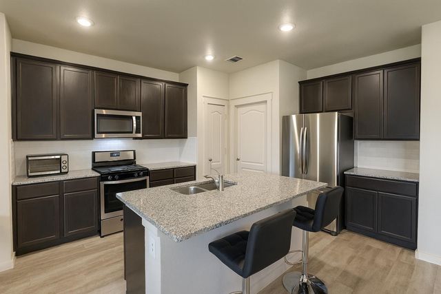 5641 Durst Lane, Forney, TX 75126