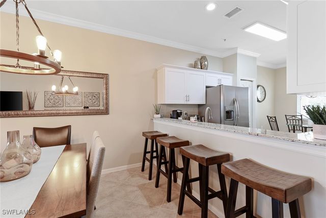 2740 Cypress Trace CIR 2733, Naples, FL 34119