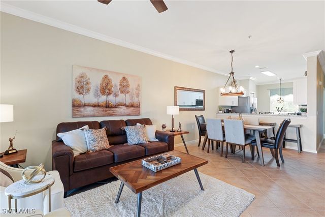 2740 Cypress Trace CIR 2733, Naples, FL 34119