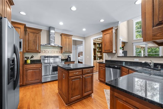 642 Lowry Lane, Seneca, SC 29678