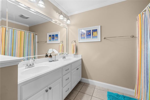 642 Lowry Lane, Seneca, SC 29678