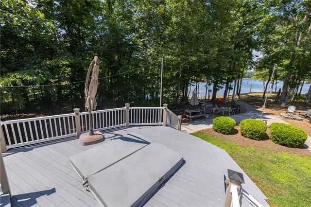 642 Lowry Lane, Seneca, SC 29678