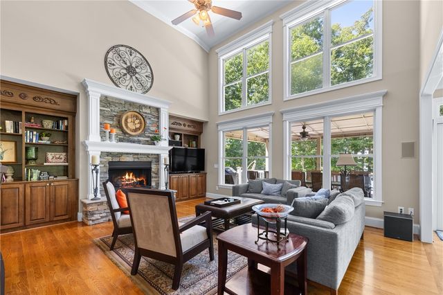 642 Lowry Lane, Seneca, SC 29678