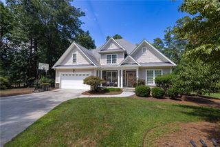 642 Lowry Lane, Seneca, SC 29678