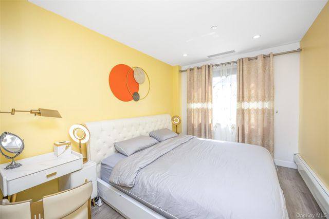 13620 Booth Memorial Avenue 2A, Flushing, NY 11355