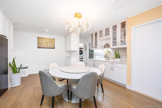 13620 Booth Memorial Avenue 2A, Flushing, NY 11355