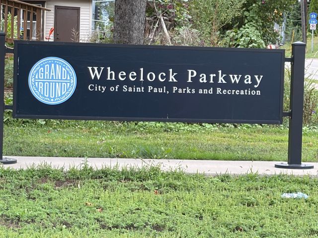 1570 Wheelock Lane 104, Saint Paul, MN 55117