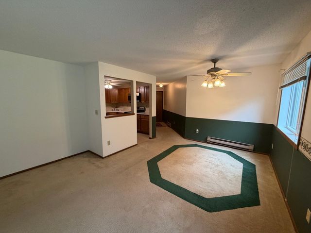 1570 Wheelock Lane 104, Saint Paul, MN 55117
