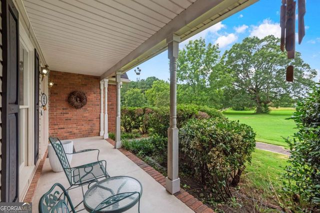 1061 Highway 92 N, Fayetteville, GA 30214