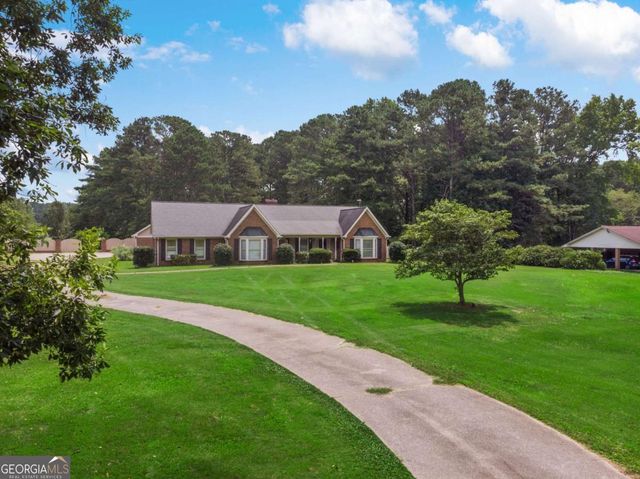 1061 Highway 92 N, Fayetteville, GA 30214