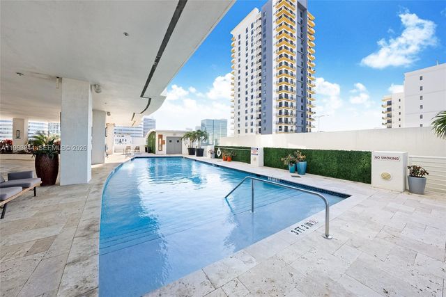 315 NE 3rd Ave 1909, Fort Lauderdale, FL 33301