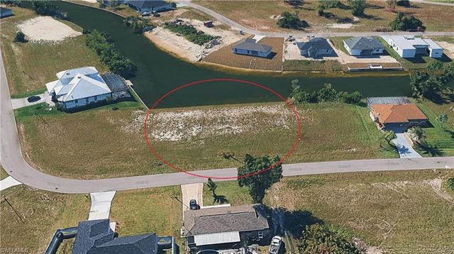 546 NE 5th CT, Cape Coral, FL 33909