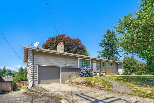 22941 105th Avenue SE, Kent, WA 98031