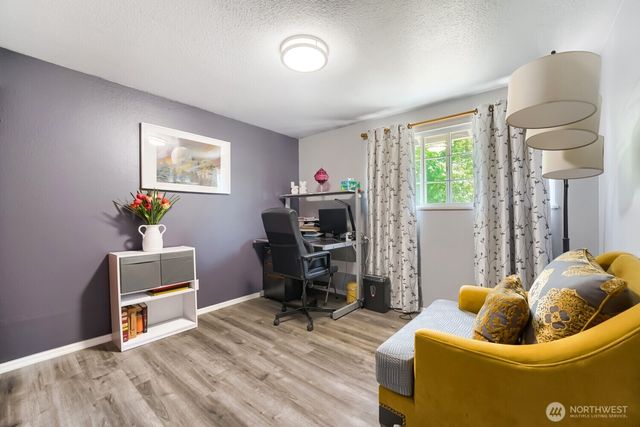 22941 105th Avenue SE, Kent, WA 98031