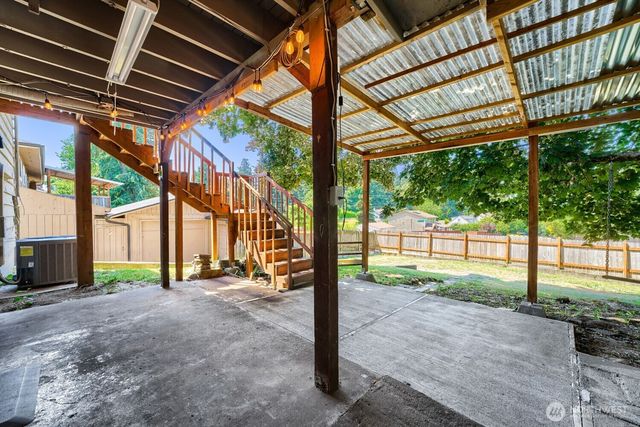22941 105th Avenue SE, Kent, WA 98031