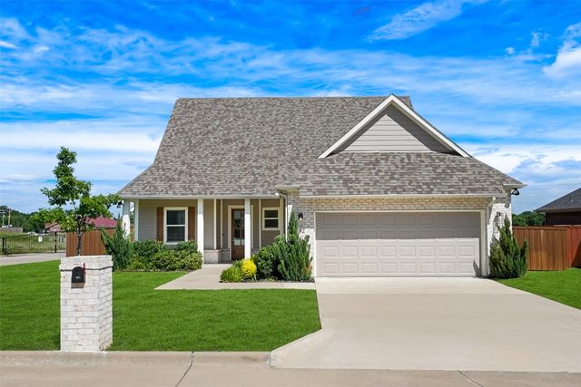 292 Bent Oak Drive, Pottsboro, TX 75076