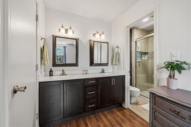 9402 W 47th Terrace, Merriam, KS 66203