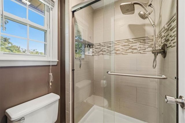 9402 W 47th Terrace, Merriam, KS 66203