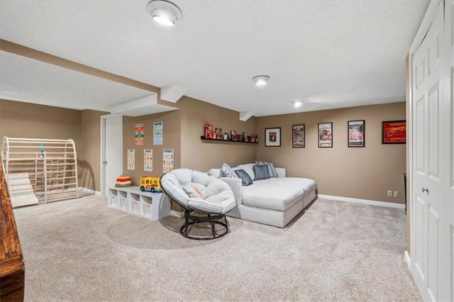 9402 W 47th Terrace, Merriam, KS 66203