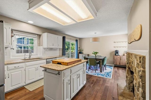 9402 W 47th Terrace, Merriam, KS 66203