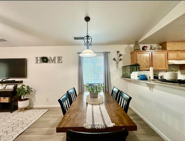 2390 S Laval Avenue, Fresno, CA 93725
