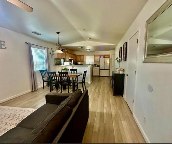 2390 S Laval Avenue, Fresno, CA 93725