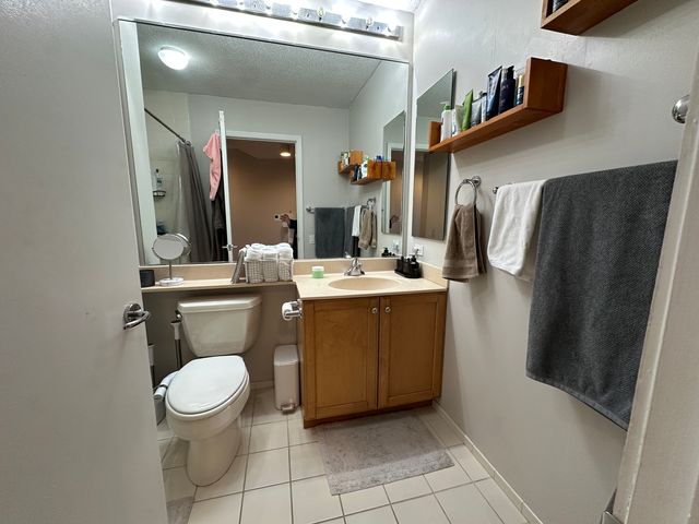 400 N La Salle Drive 1208, Chicago, IL 60654