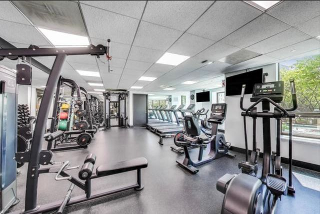 400 N La Salle Drive 1208, Chicago, IL 60654