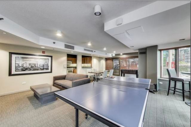 400 N La Salle Drive 1208, Chicago, IL 60654