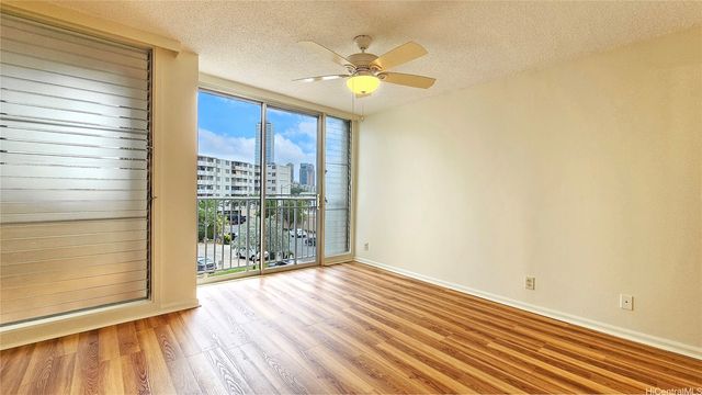 1624 Kanunu Street 304, Honolulu, HI 96814