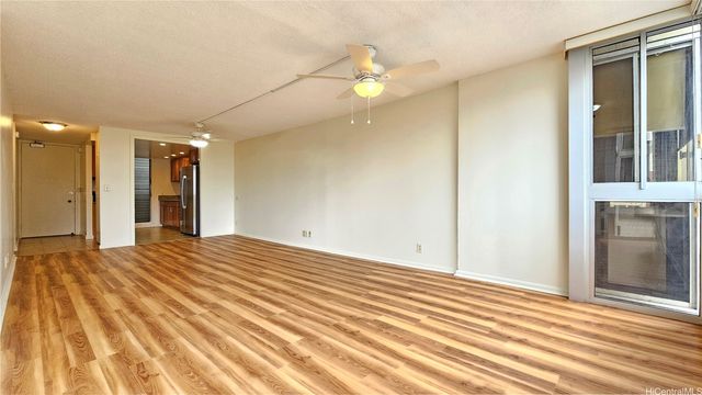 1624 Kanunu Street 304, Honolulu, HI 96814