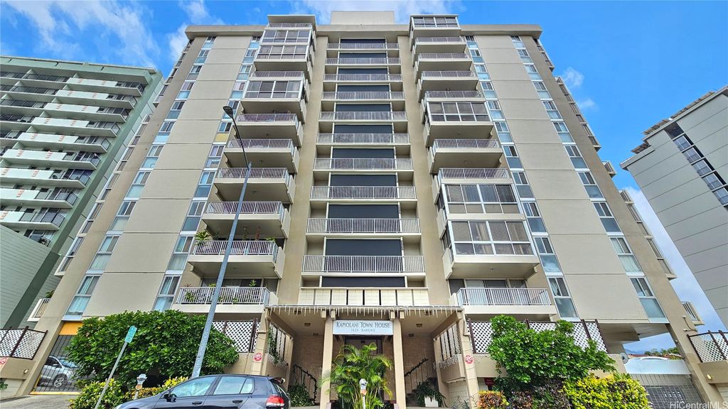 1624 Kanunu Street 304, Honolulu, HI 96814