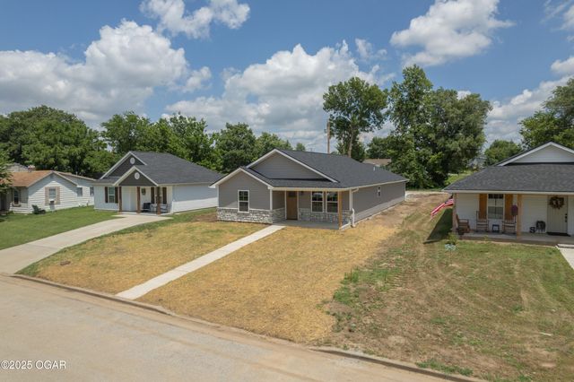 1817 Ohio Avenue, Joplin, MO 64804