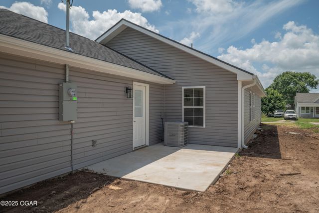 1817 Ohio Avenue, Joplin, MO 64804