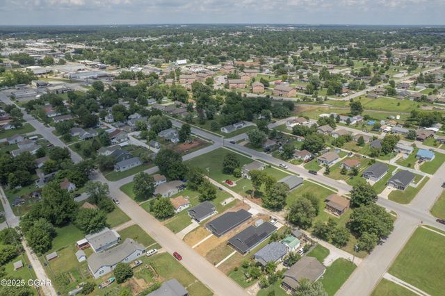 1817 Ohio Avenue, Joplin, MO 64804