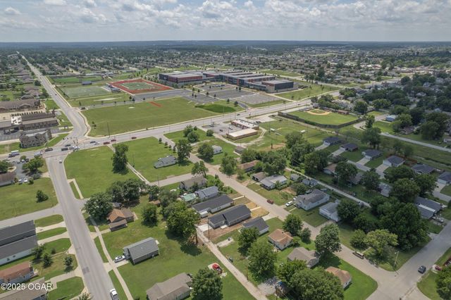 1817 Ohio Avenue, Joplin, MO 64804