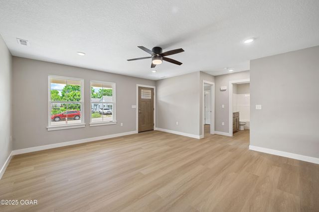 1817 Ohio Avenue, Joplin, MO 64804