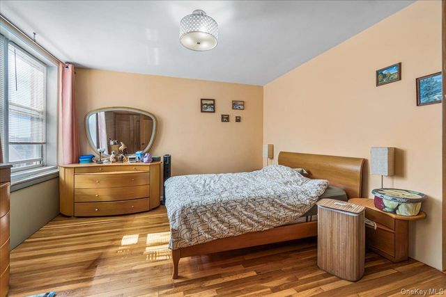 735 Avenue W 3L, Brooklyn, NY 11223