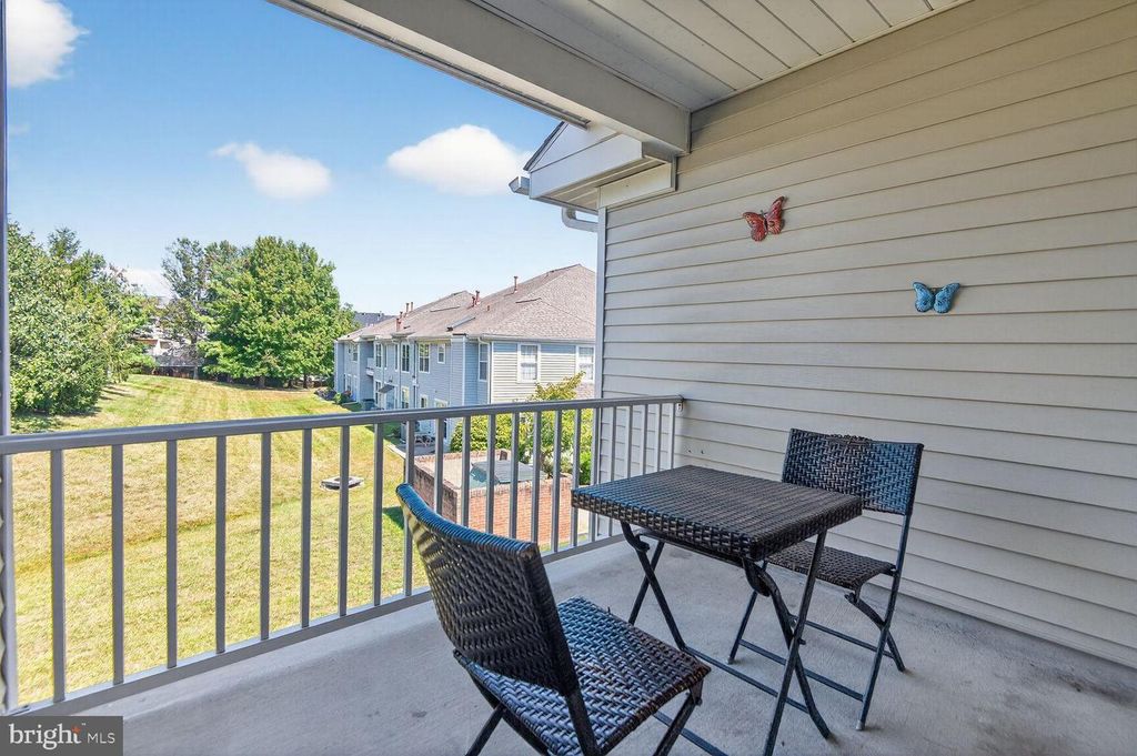 Image 17 of property listing at 6222 WILD SWAN WAY #203, Columbia, MD 21045